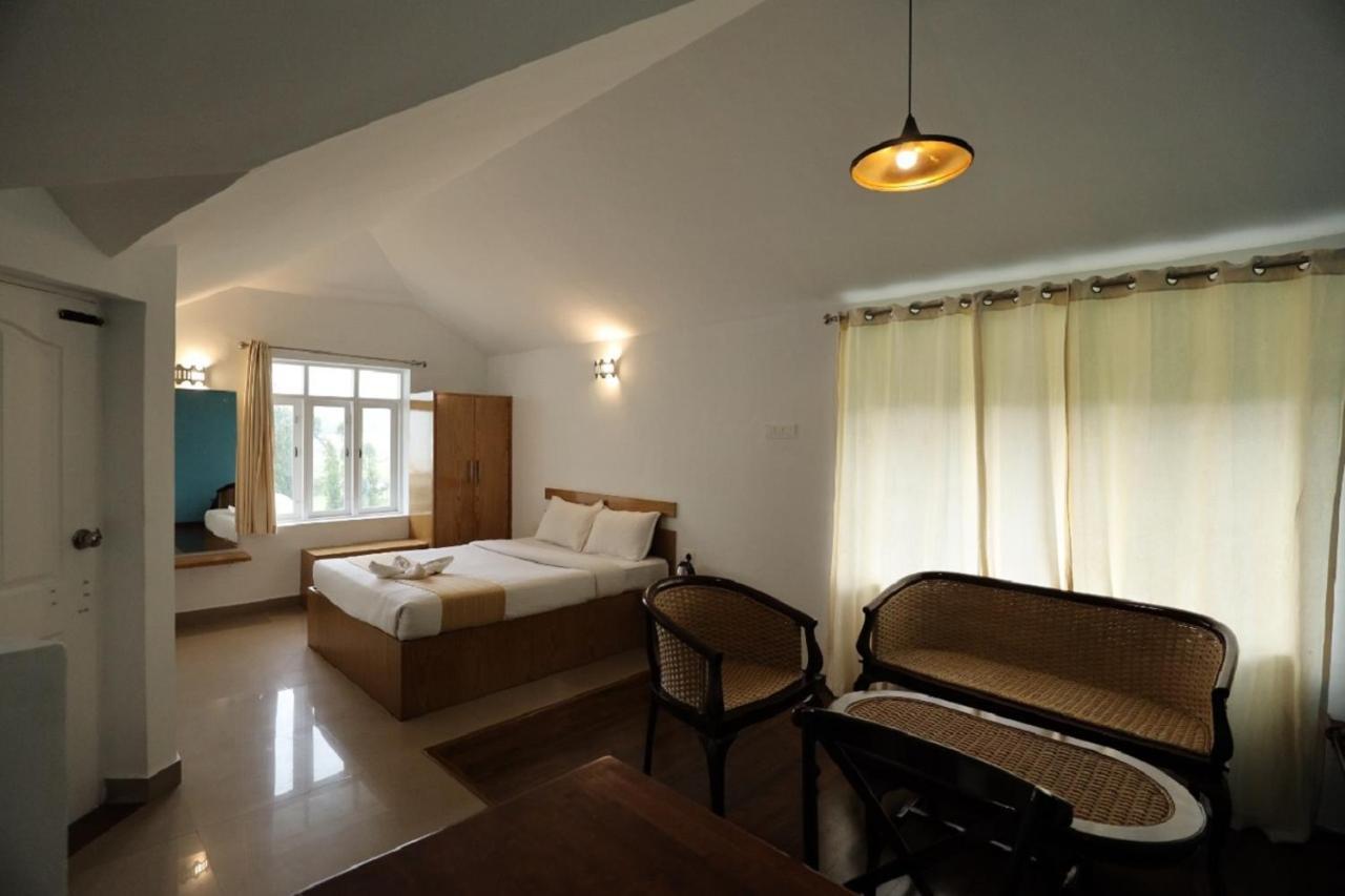 Coastal Grand Resort - Утакаманд Экстерьер фото