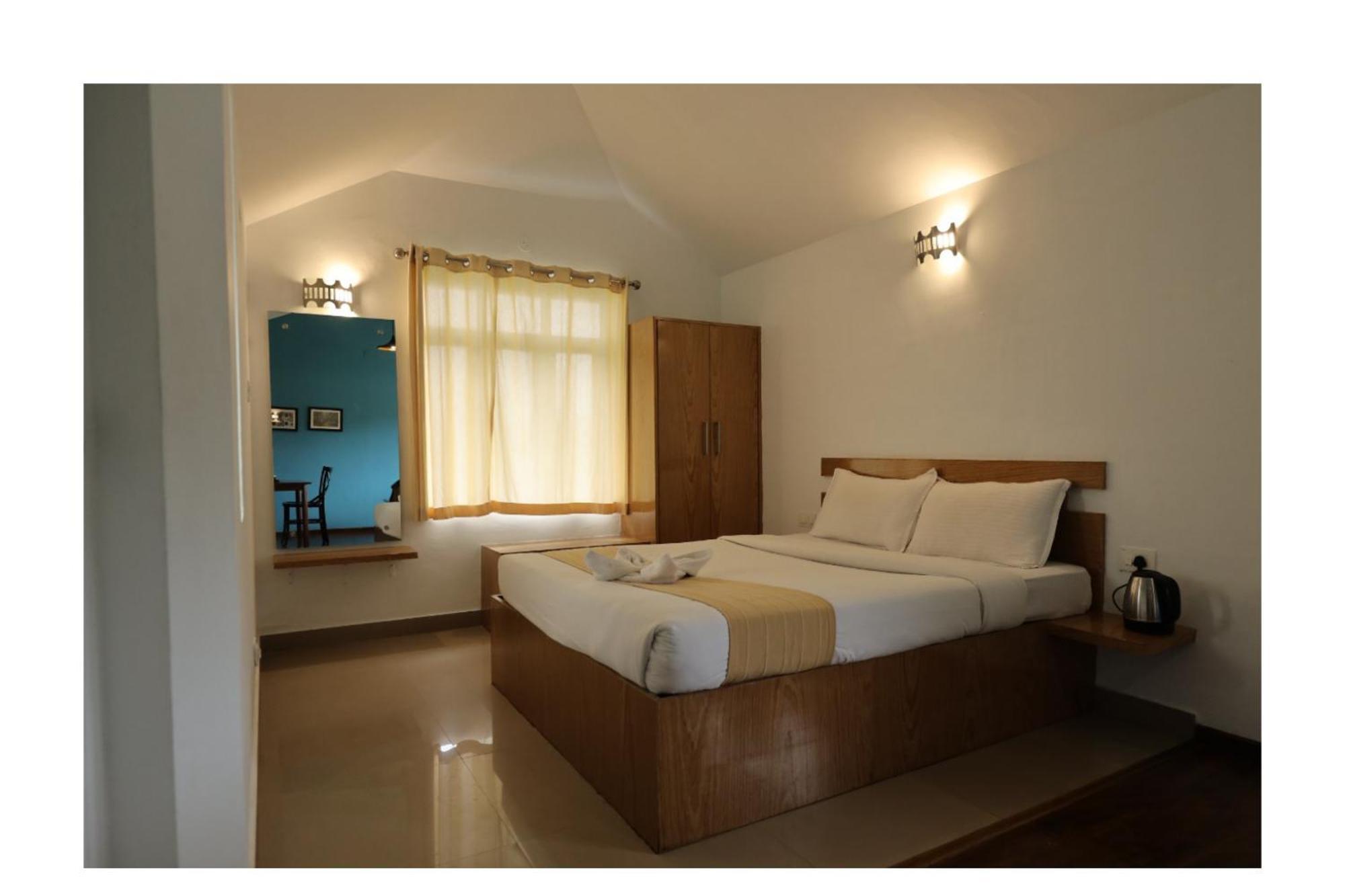 Coastal Grand Resort - Утакаманд Экстерьер фото